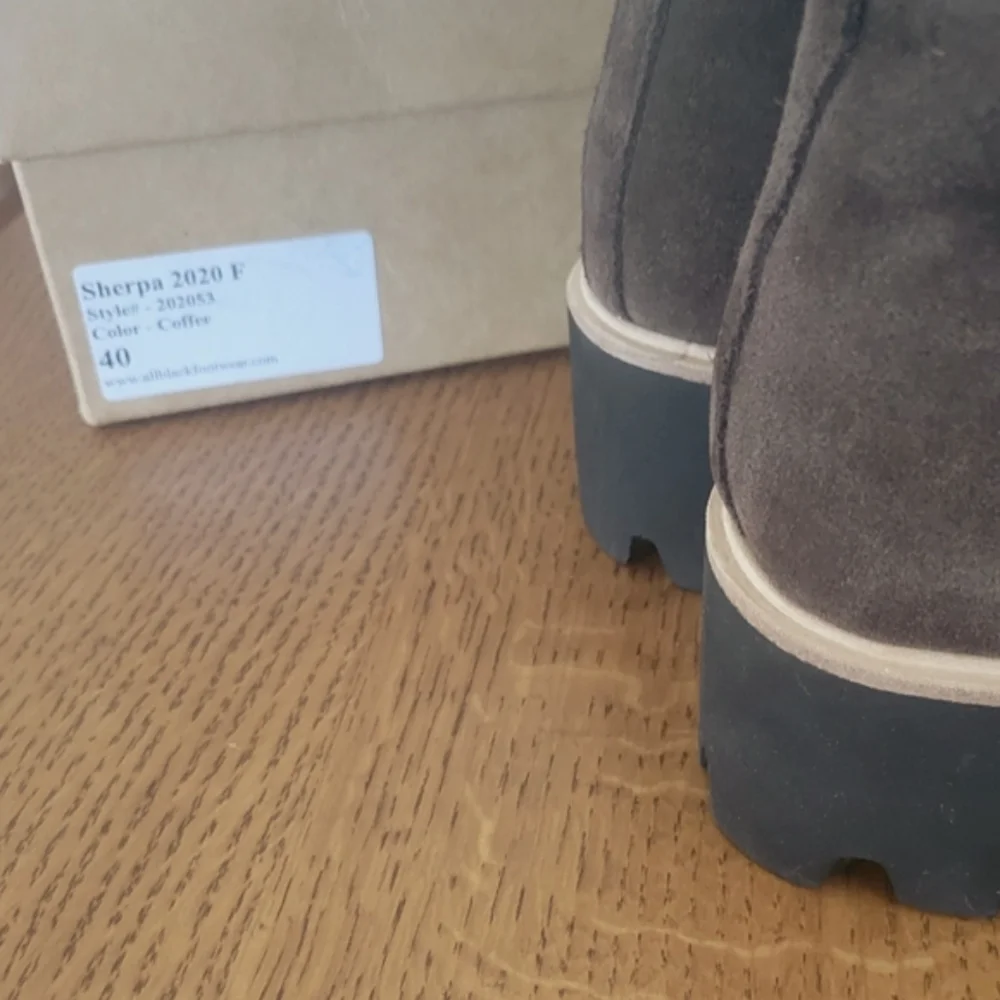 Anthropologie All Black Sherpa Lace-up Boots - Brown - Picture 9 of 11
